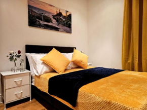 Elegant Spacious Studio Apartment in London